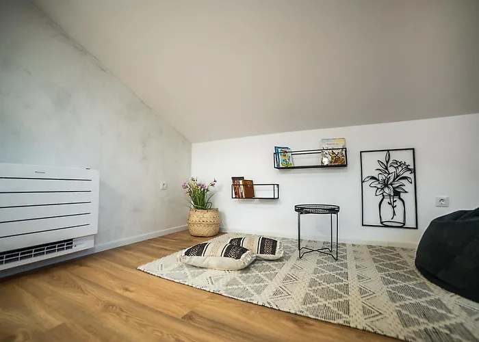 Arheya 8 Apart/архея 8 за гости Apartament Karłowo